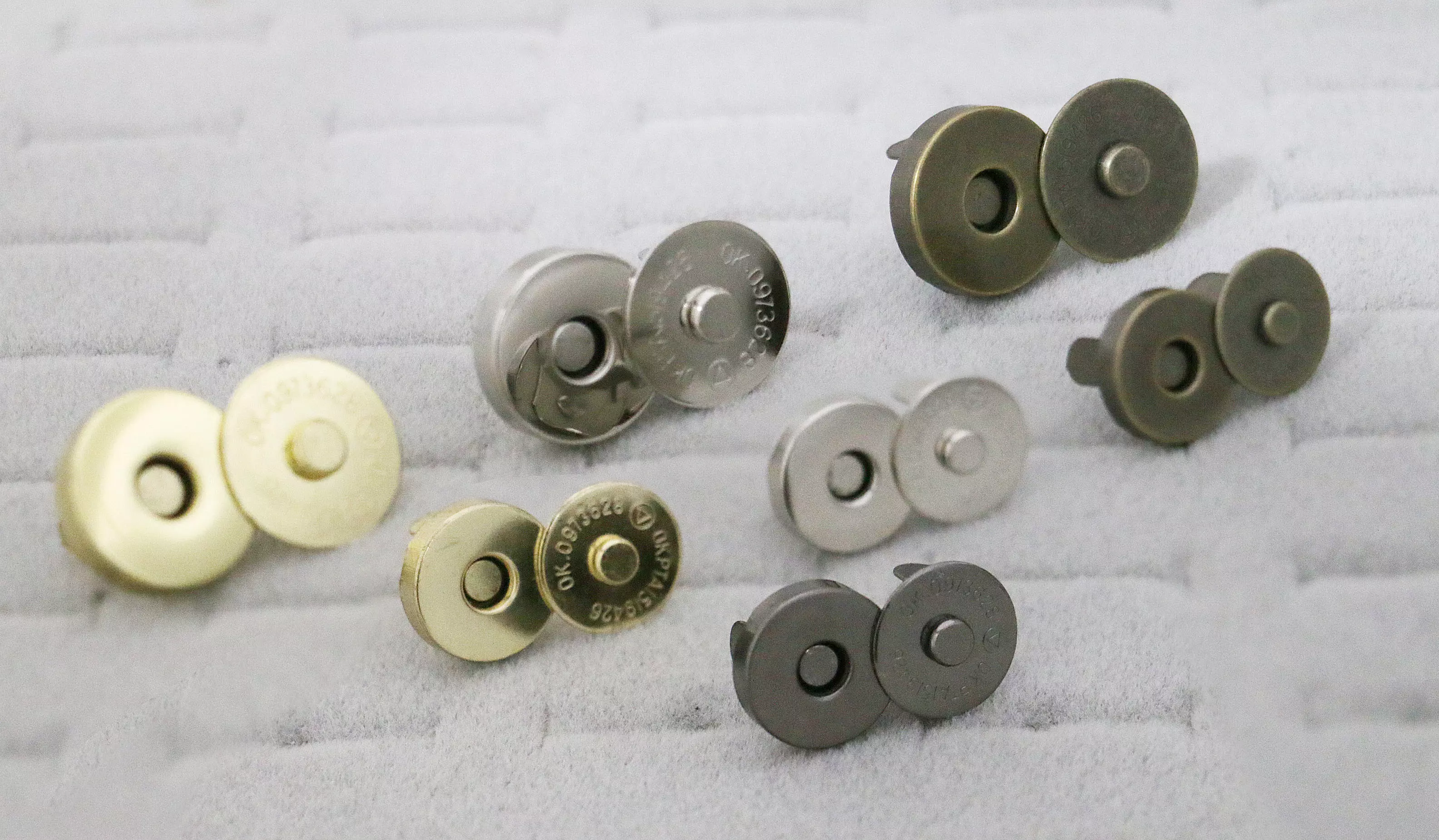 14mm and 18 mm Double Capped Magnet Snap Buttons